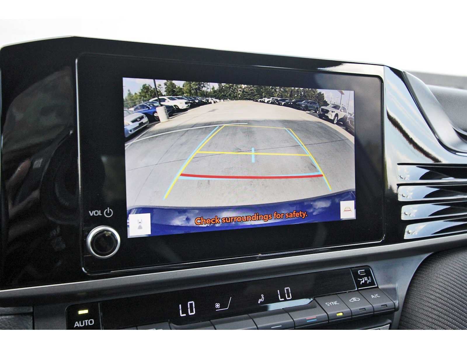 Used 2025 Toyota Camry SE FWD image 23