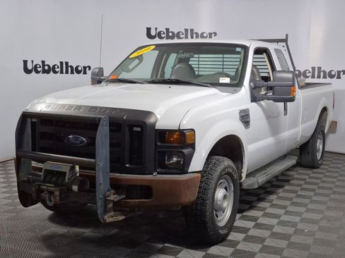 Used 2010 Ford F250 XL AWD/4WD image 3