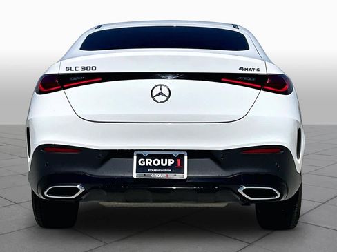 Used 2024 Mercedes-Benz GLC 300 4MATIC image 5
