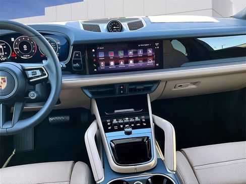 New 2026 Porsche Cayenne image 16