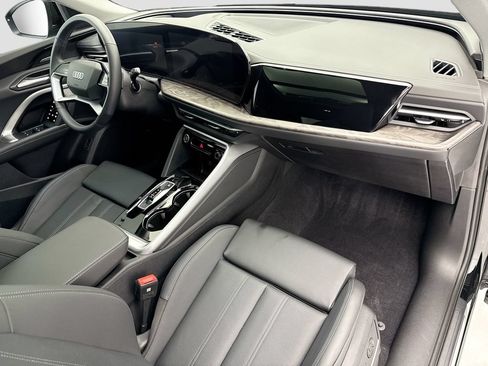 Used 2025 Audi Q5 Premium Plus AWD/4WD image 16