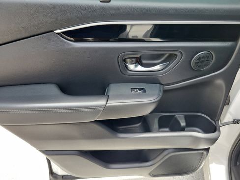 Used 2023 Honda Pilot EX-L image 11
