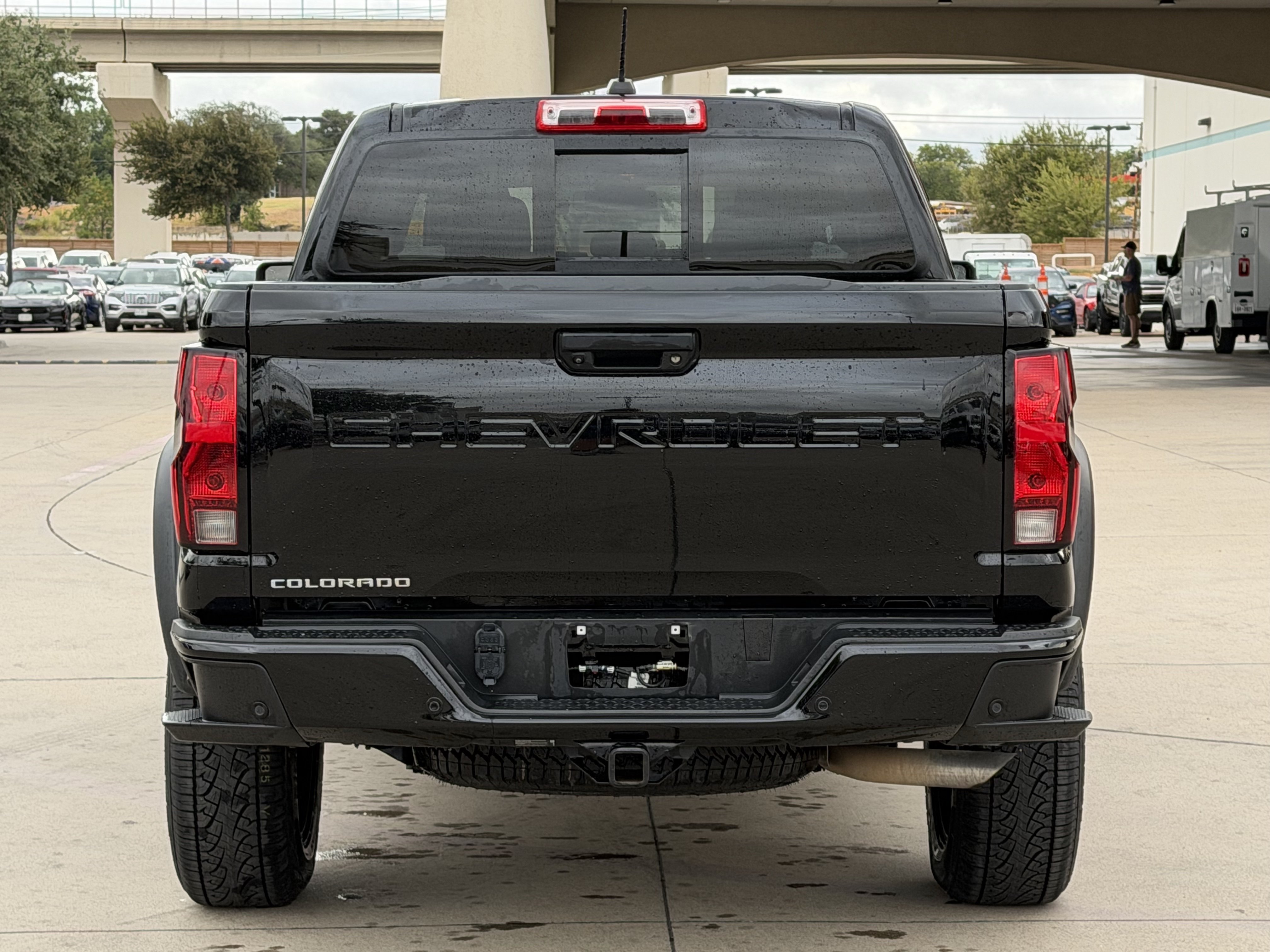 Used 2025 Chevrolet Colorado Trail Boss AWD/4WD image 5