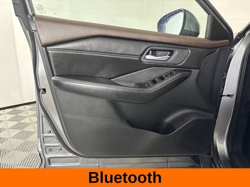 Used 2023 Nissan Rogue SV w/ SV Premium B Package AWD/4WD image 11