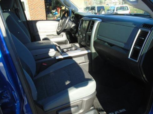 Used 2015 RAM 1500 Big Horn AWD/4WD image 18