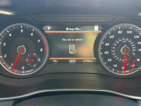 Used 2021 Genesis G70 2.0T w/ Elite Package image 31