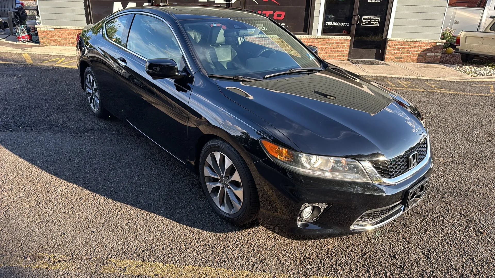 Used 2015 Honda Accord EX-L image 3