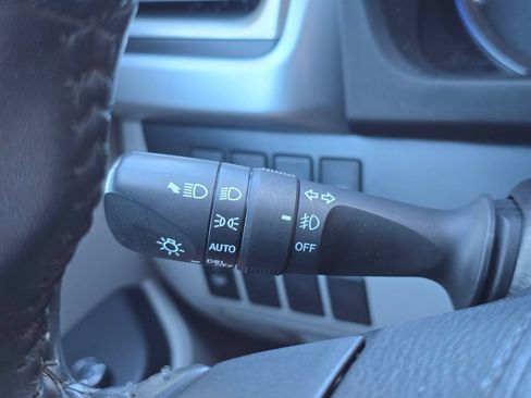 Used 2019 Toyota Highlander XLE AWD/4WD image 30
