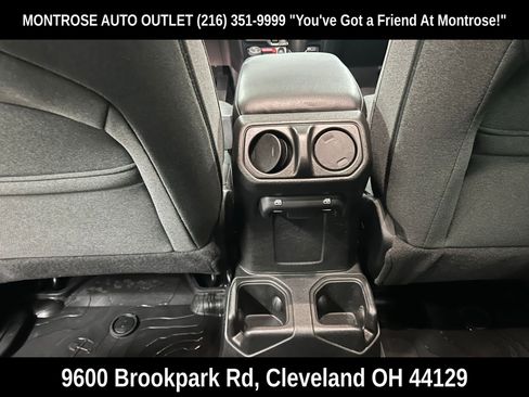 Used 2024 Jeep Wrangler Unlimited Sport AWD/4WD image 23