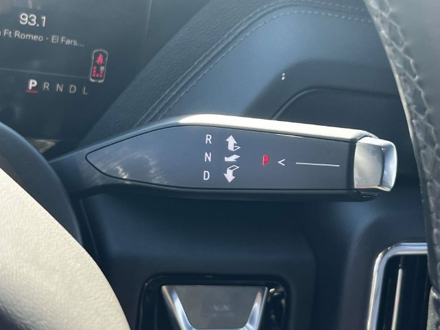 Certified 2025 GMC Yukon XL Denali AWD/4WD image 26
