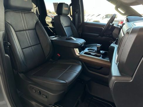 Certified 2025 Chevrolet Silverado 1500 High Country image 15