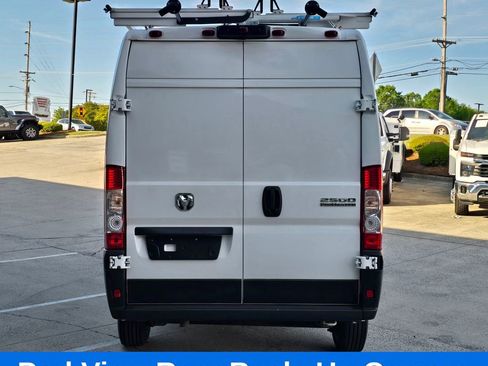 Used 2024 RAM ProMaster 2500 FWD image 6