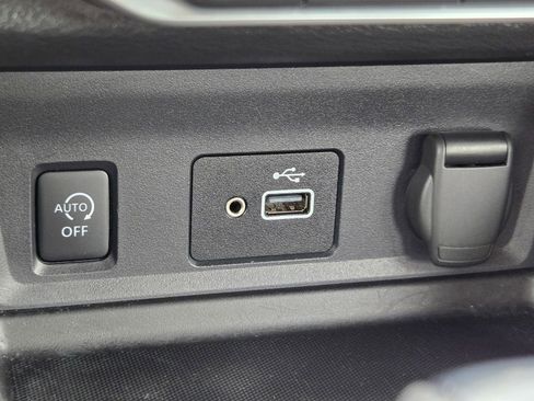 Used 2024 Nissan Sentra S FWD image 27
