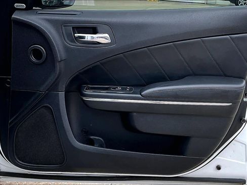 Used 2014 Dodge Charger R/T RWD image 13