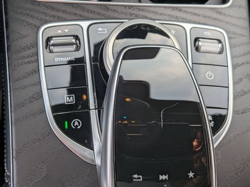 Used 2017 Mercedes-Benz GLC 300 4MATIC image 25