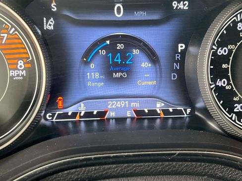 Used 2022 Jeep Cherokee Trailhawk w/ Premium Leather Package image 12