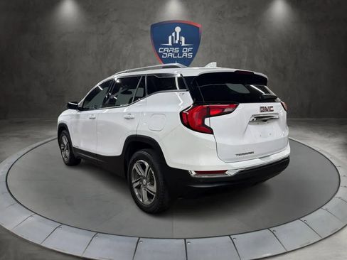 Used 2021 GMC Terrain SLT image 3