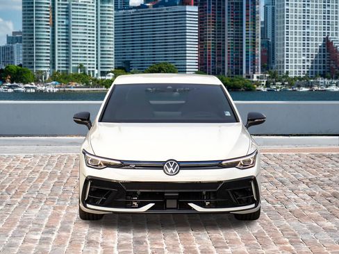 Used 2025 Volkswagen Golf w/ Euro Style Package image 2