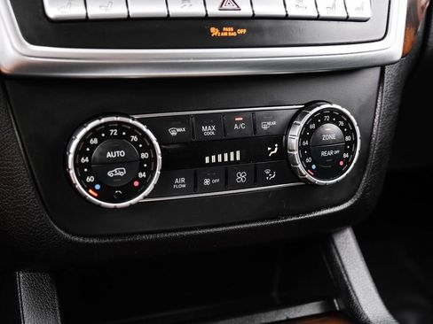 Used 2015 Mercedes-Benz GL 550 4MATIC image 25