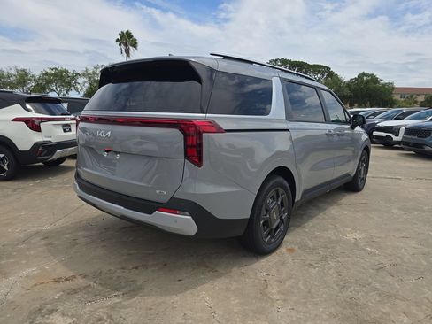 New 2026 Kia Carnival EX FWD image 8