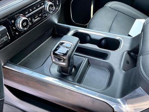 Used 2023 GMC Sierra 1500 SLT w/ SLT Premium Plus Package image 18