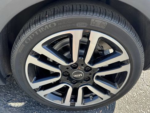 Used 2019 MINI Cooper Convertible w/ Premium Package image 20