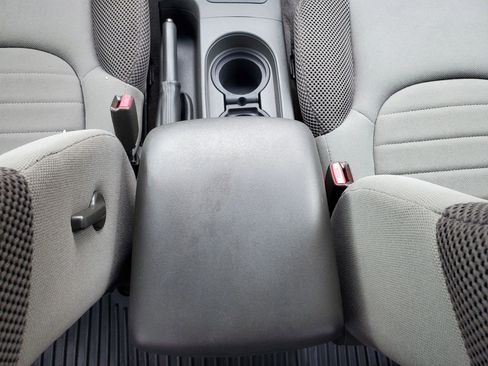 Used 2006 Nissan Xterra S w/ (K92) Protection Pkg image 36