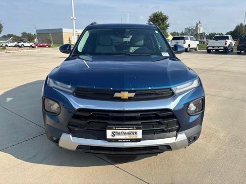 Used 2021 Chevrolet TrailBlazer LT w/ Premium Seating Package FWD image 36