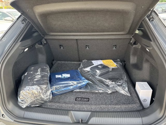 New 2026 Volkswagen ID.4 Pro RWD image 5