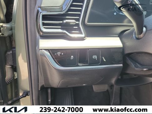 Certified 2025 Kia Sportage X-Line AWD/4WD image 23