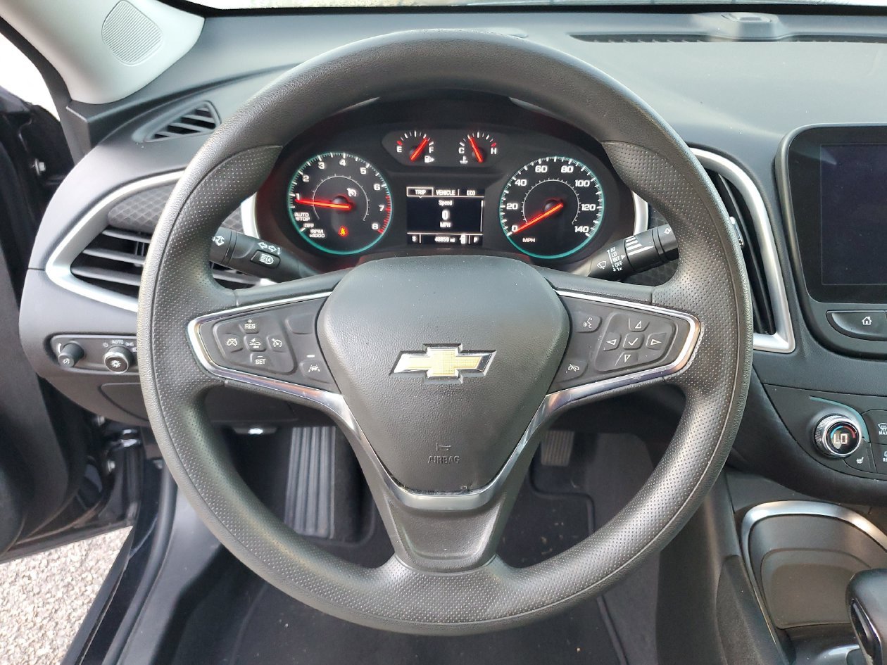Used 2025 Chevrolet Malibu LT FWD image 21