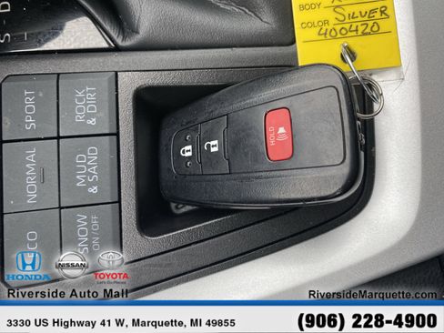 Used 2024 Toyota RAV4 XLE image 34