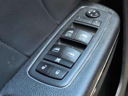 Used 2020 Dodge Charger SRT Hellcat w/ Harman/Kardon Audio Group RWD image 25