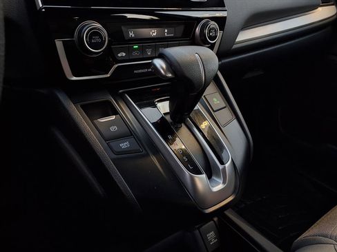 Used 2018 Honda CR-V LX image 19