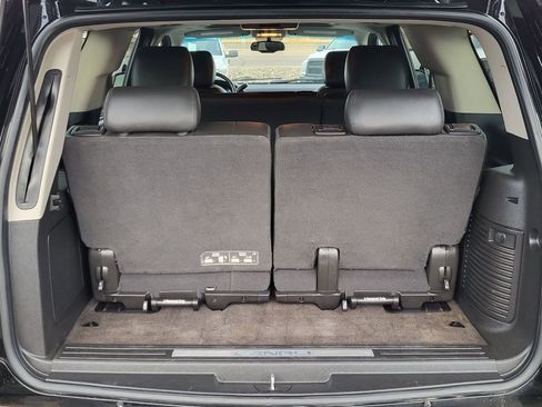Used 2014 GMC Yukon Denali image 25