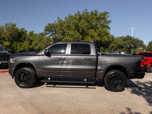 Used 2019 RAM 1500 Laramie AWD/4WD image 5