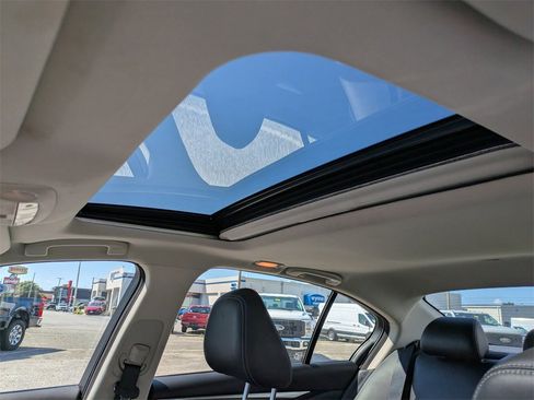 Used 2018 INFINITI Q50 Sport image 19