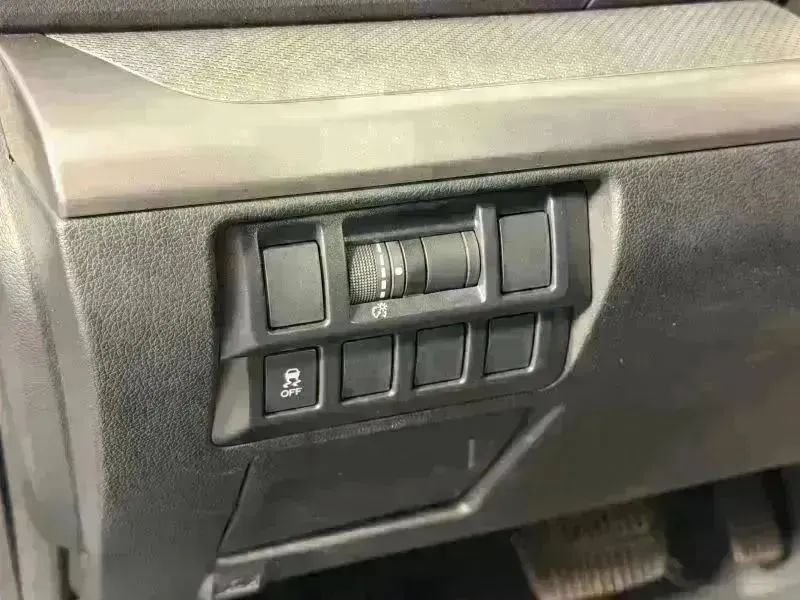 Used 2018 Subaru Outback 2.5i AWD/4WD image 21