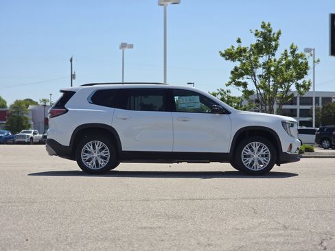 New 2026 GMC Yukon XL Denali w/ Denali Reserve Package AWD/4WD image 8