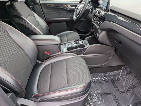 Used 2025 Ford Escape ST-Line image 27