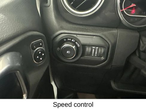 Used 2021 Jeep Wrangler Unlimited Rubicon AWD/4WD image 41
