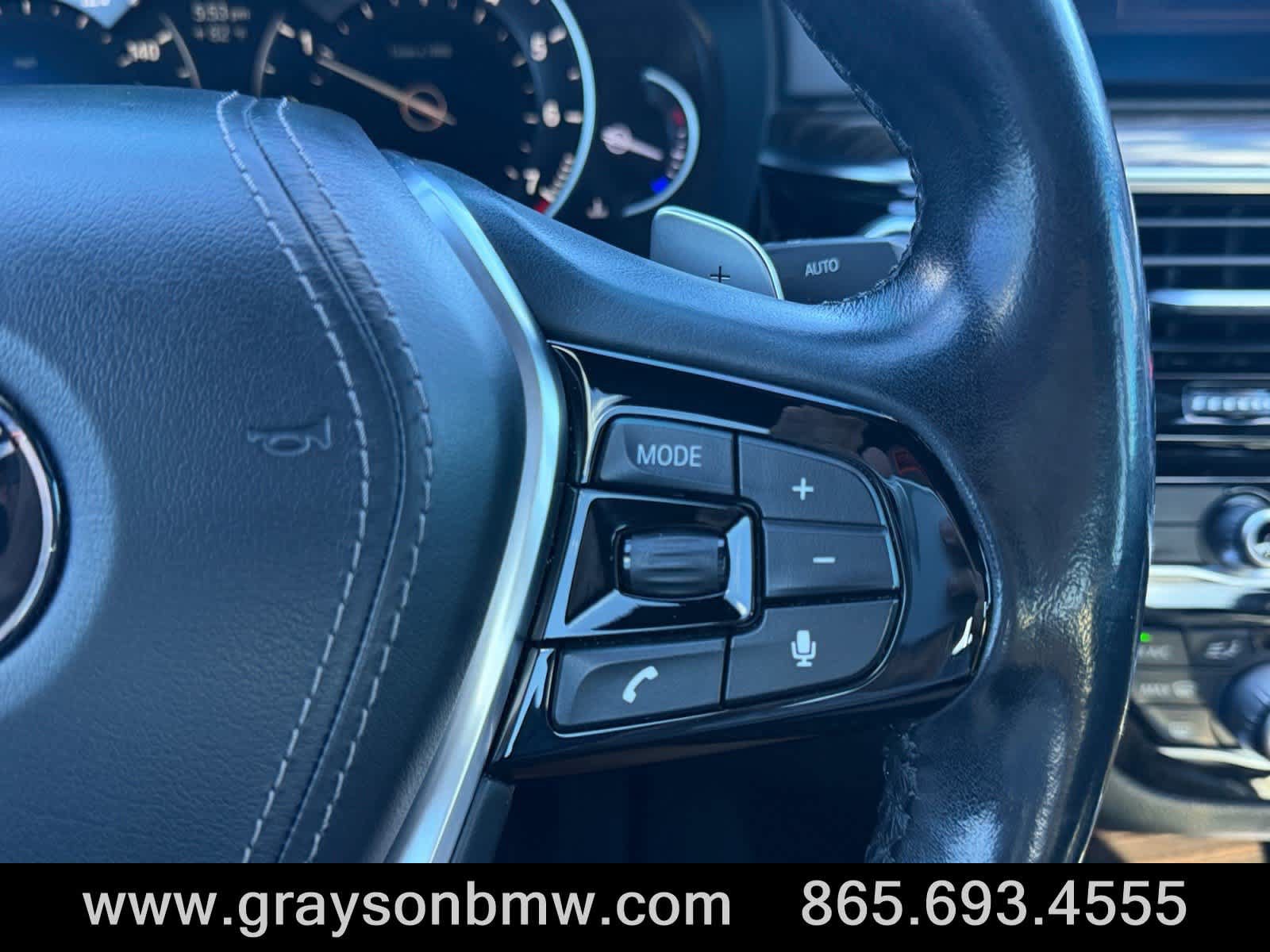 Used 2019 BMW 530i w/ Premium Package RWD image 25
