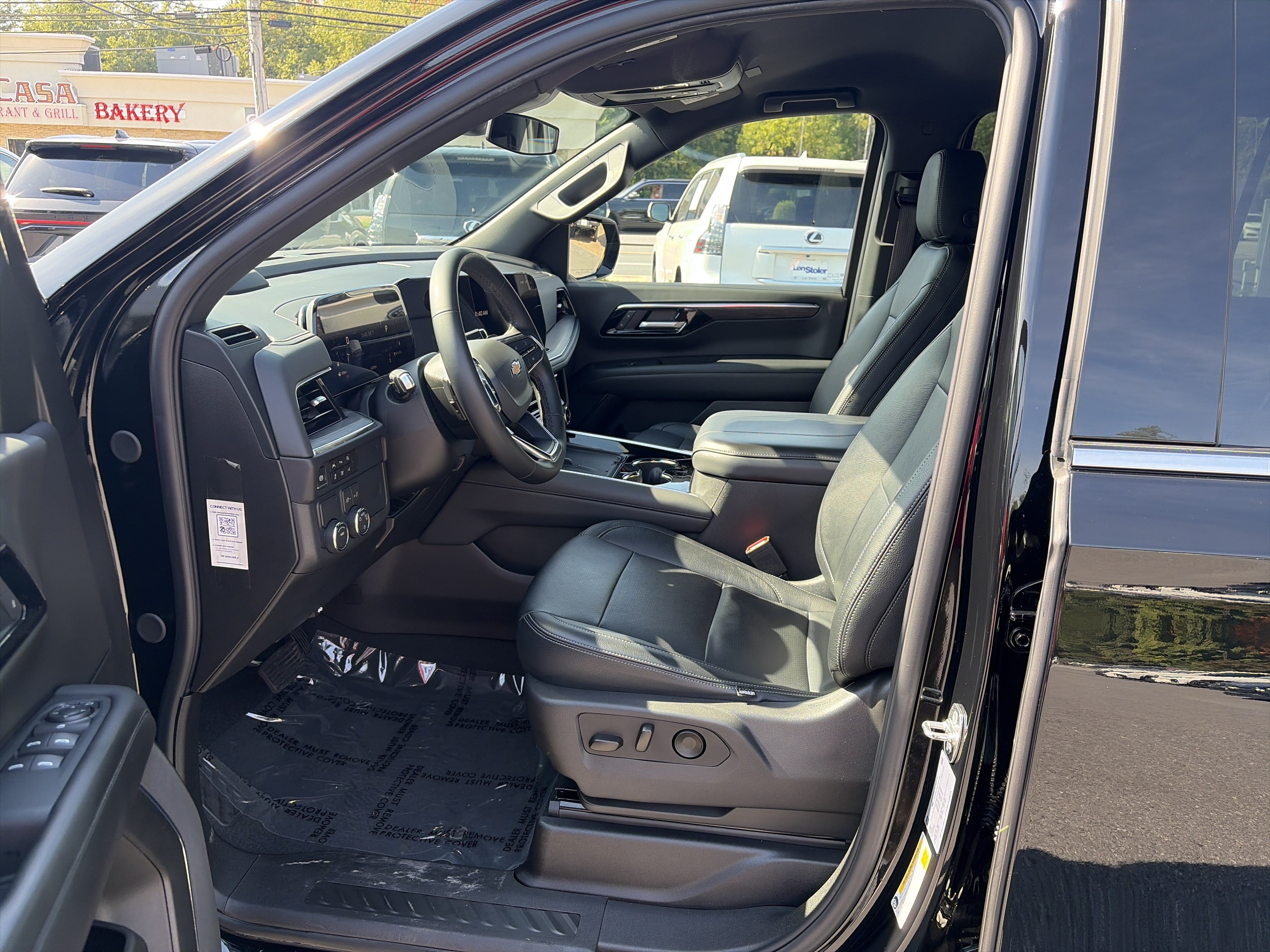 Used 2025 Chevrolet Suburban LS w/ LPO, Dark Essentials Package RWD image 10