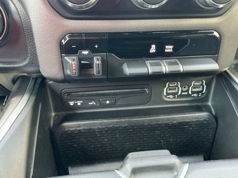 Used 2019 RAM 1500 Big Horn AWD/4WD image 27