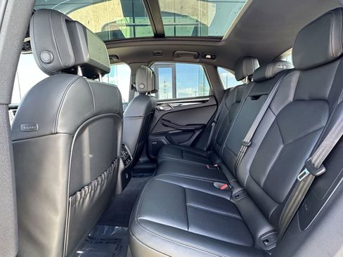 New 2026 Porsche Macan AWD/4WD image 16