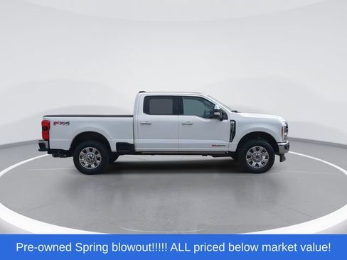 Used 2023 Ford F350 Lariat w/ Lariat Ultimate Package AWD/4WD image 9