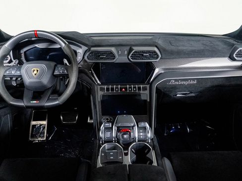 Used 2023 Lamborghini Urus Performante image 53
