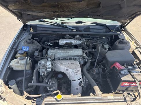 Used 2000 Toyota Camry CE FWD image 13