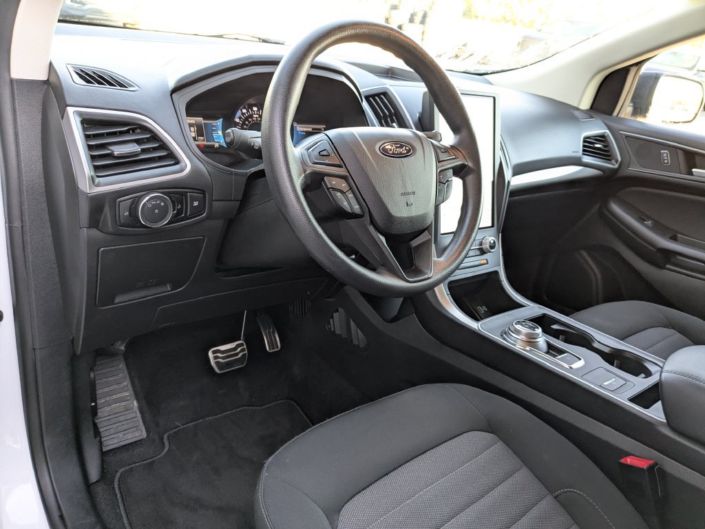 Used 2024 Ford Edge SE AWD/4WD image 10