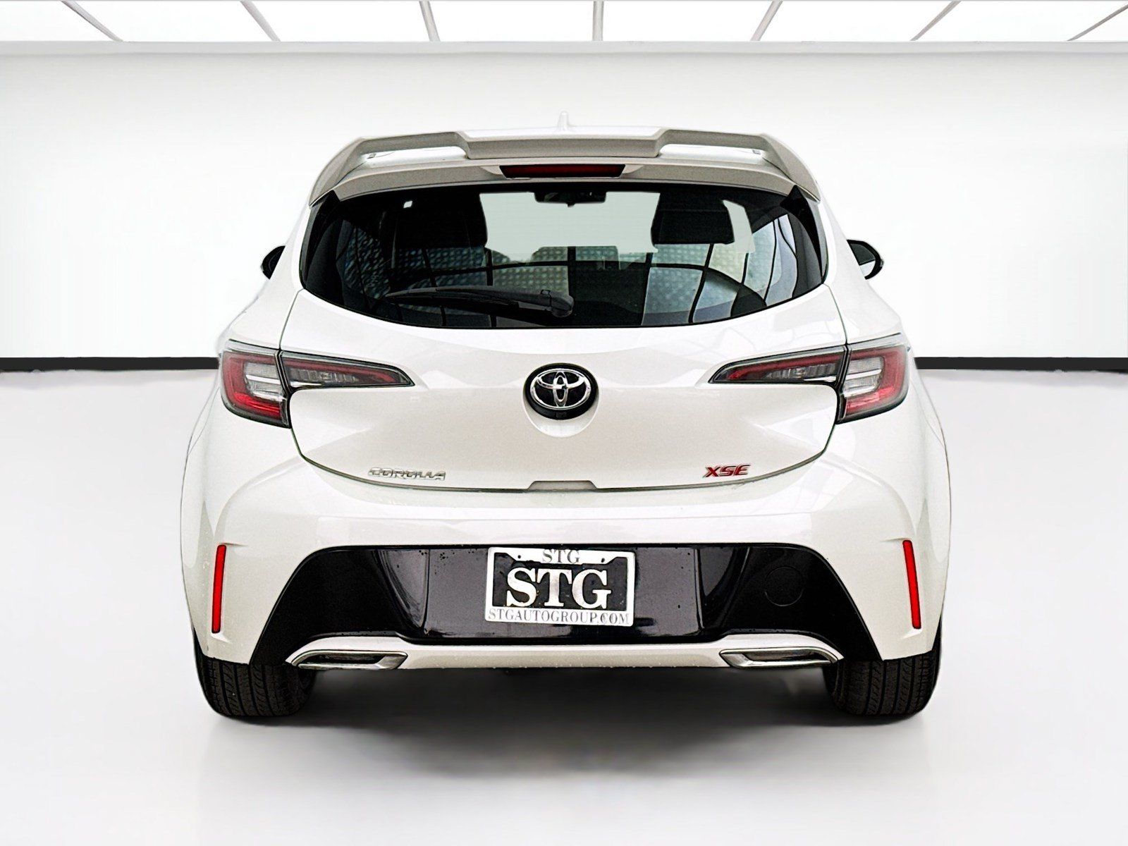 Used 2019 Toyota Corolla XSE FWD image 5